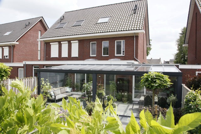 How to Protect Your Veranda From Snow Load Damage