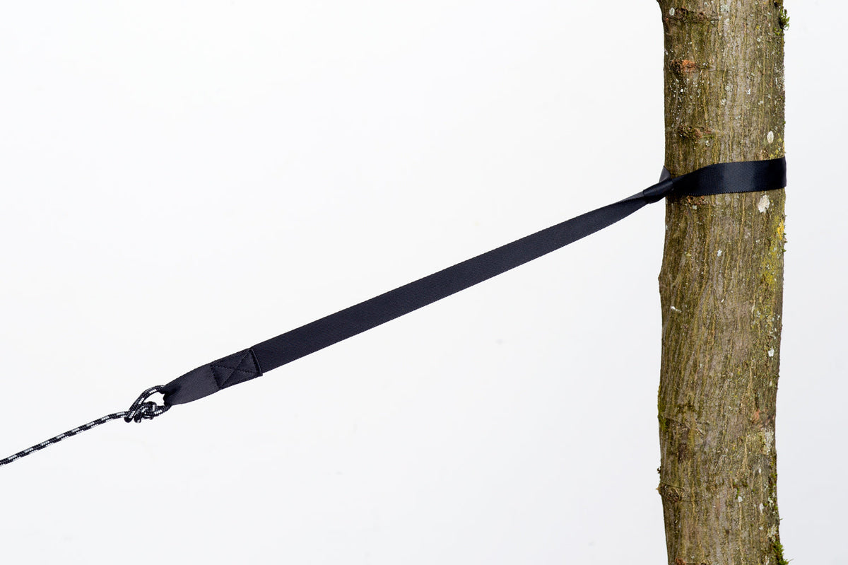 Tree Hugger Fixing — close-up detail