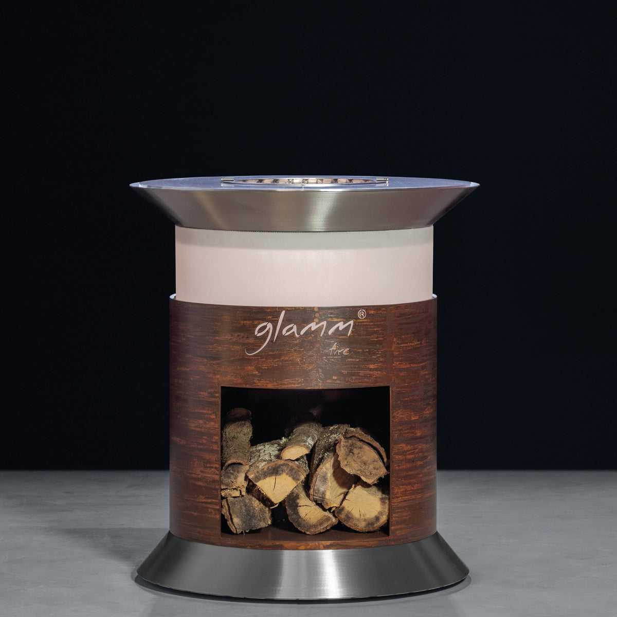 GlammFire Alba Grill — from an angle