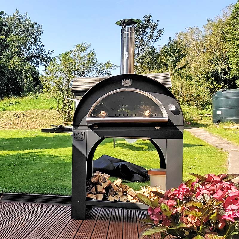 clementi original pulcinella pizza oven stand lifestyle exterior view — view 2