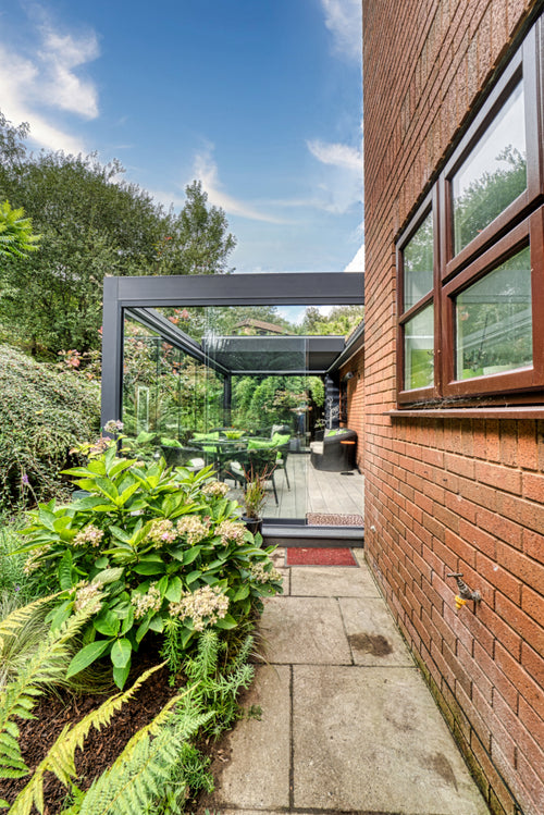 Motorised Retractable Roof Pergola | Deponti Pinela Deluxe | Full Open-Sky Effect | Somfy Remote | Synchronised Gasket Seal