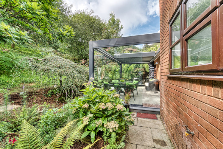Motorised Retractable Roof Pergola | Deponti Pinela Deluxe | Full Open-Sky Effect | Somfy Remote | Synchronised Gasket Seal