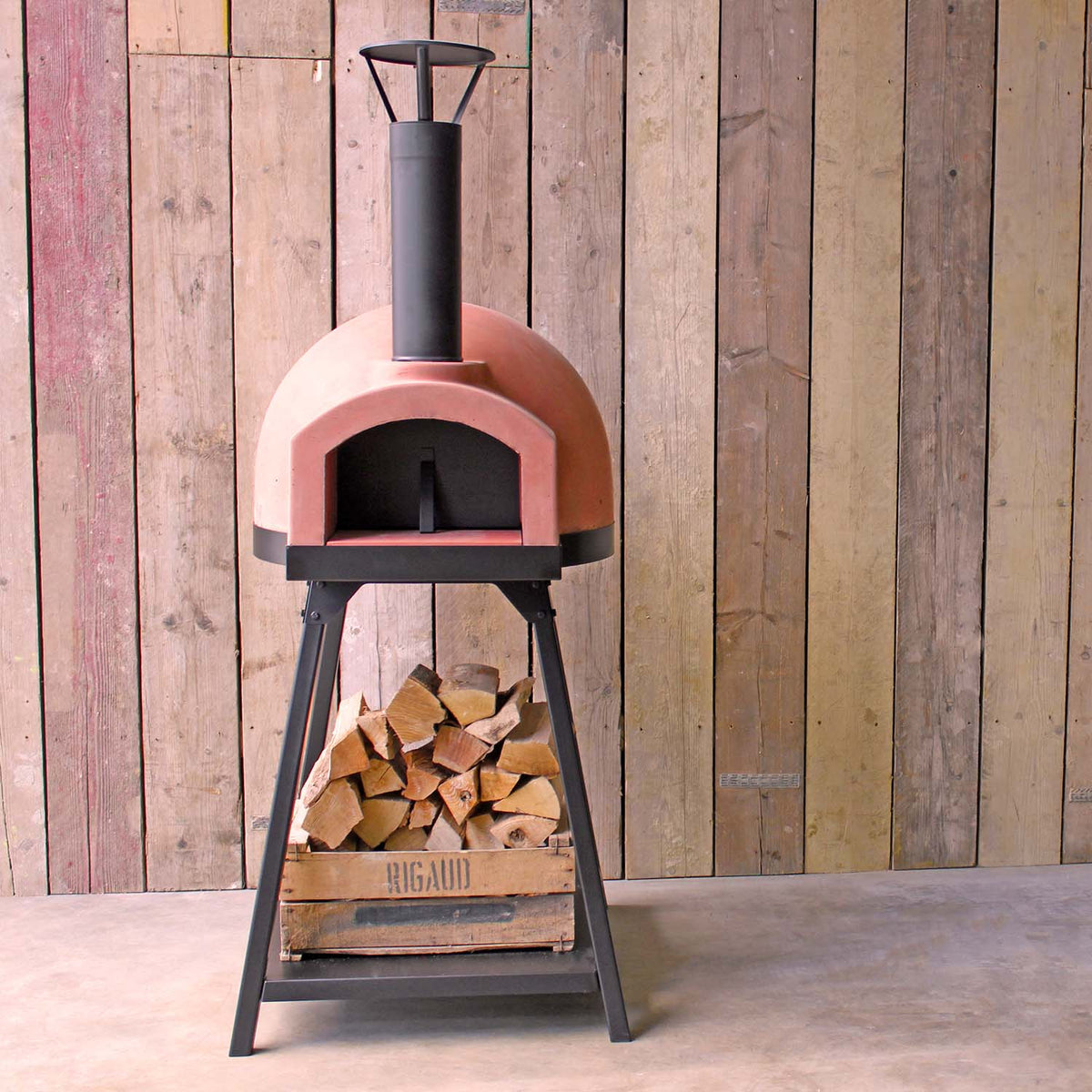 Igneus Ceramiko 600 Wood Fired Pizza Oven — from an angle