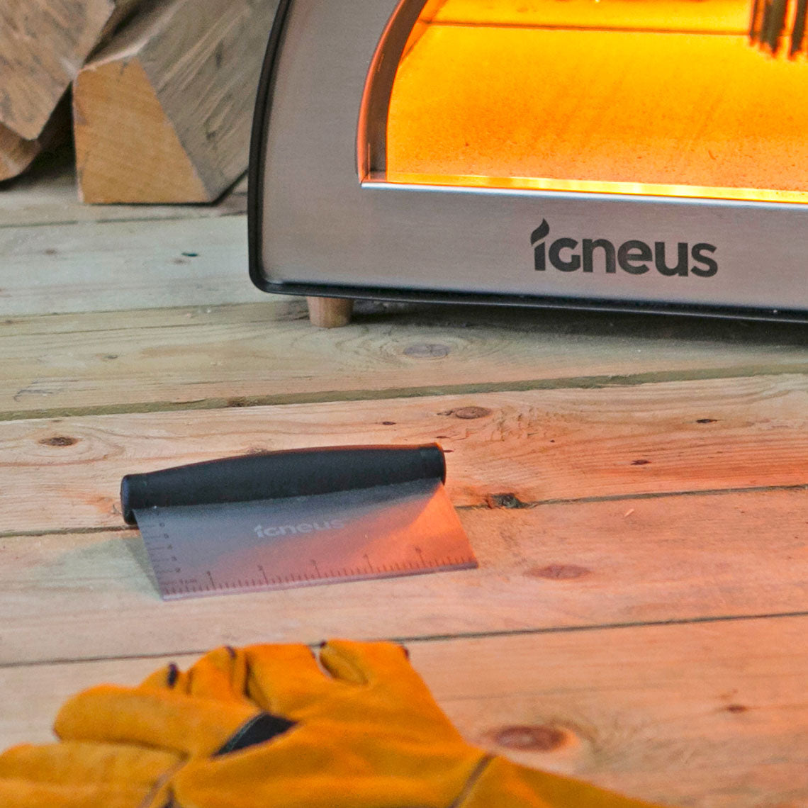 Igneus Pro 85cm 5 Part Toolset Pizza Oven Accessory Bundle — in low light