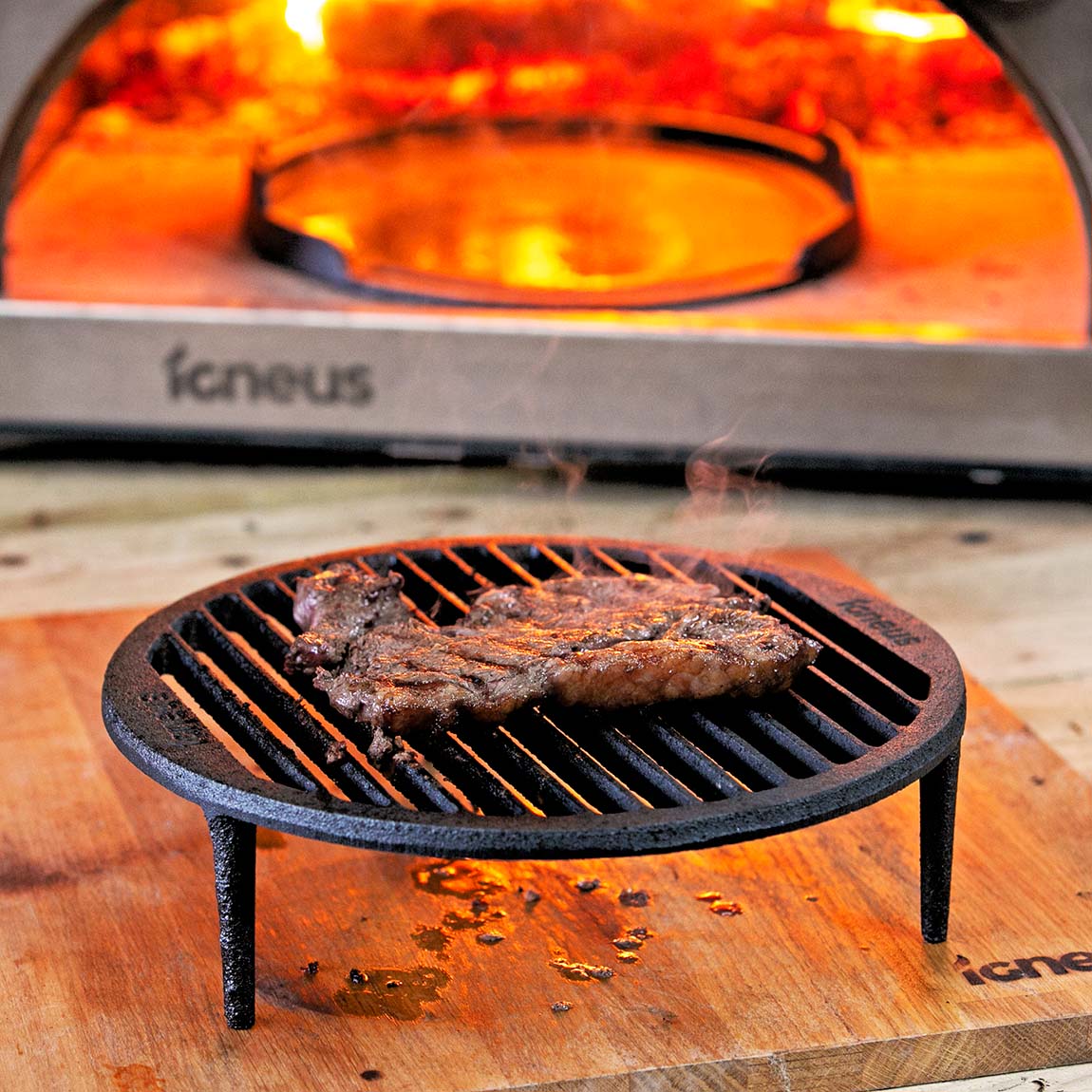 Igneus Cast Iron Tuscan Grill — from an angle