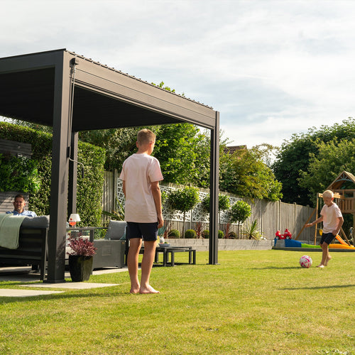 Titan Freestanding Aluminium Pergola — side profile