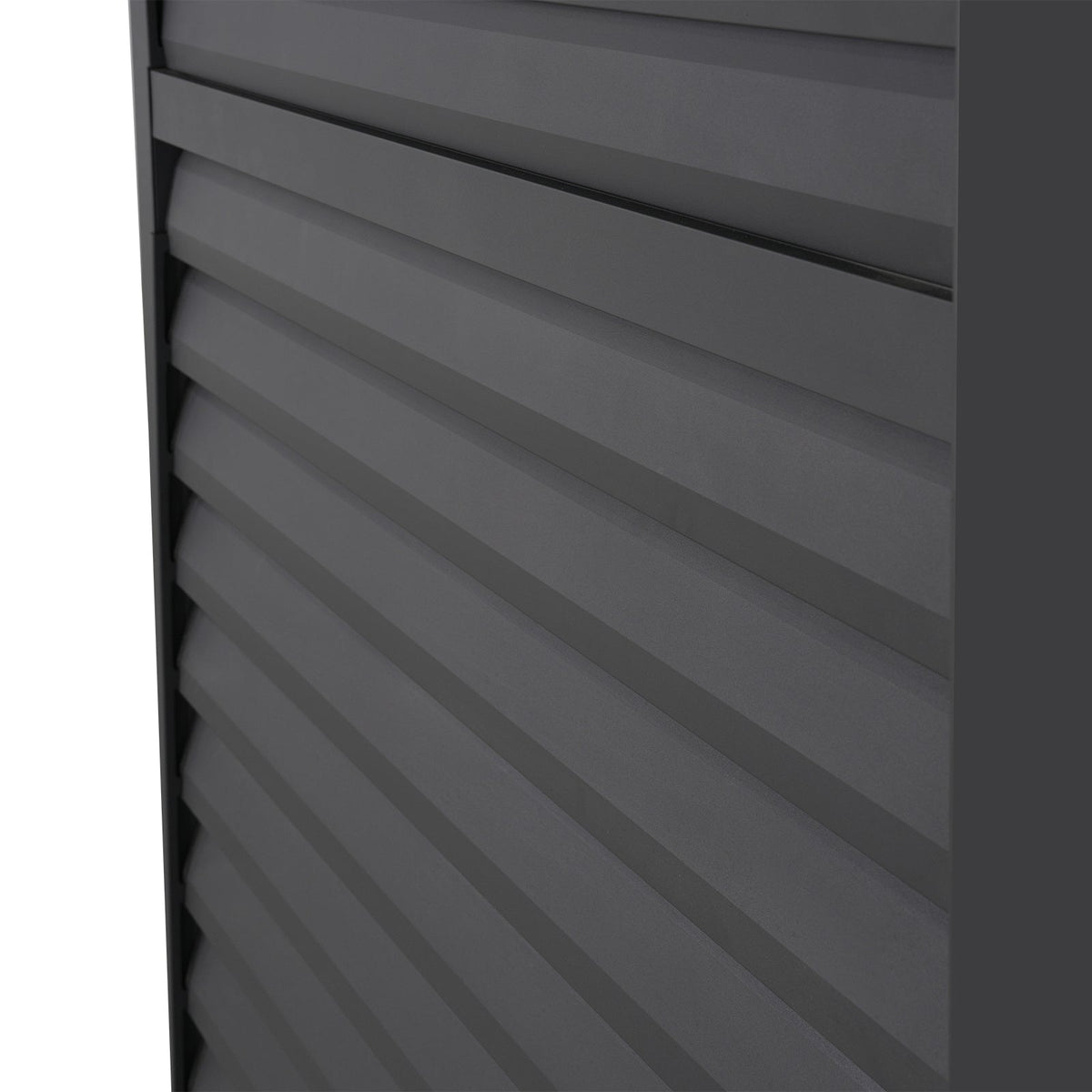 Titan Louvred Side Wall — in use outdoors (image 27)