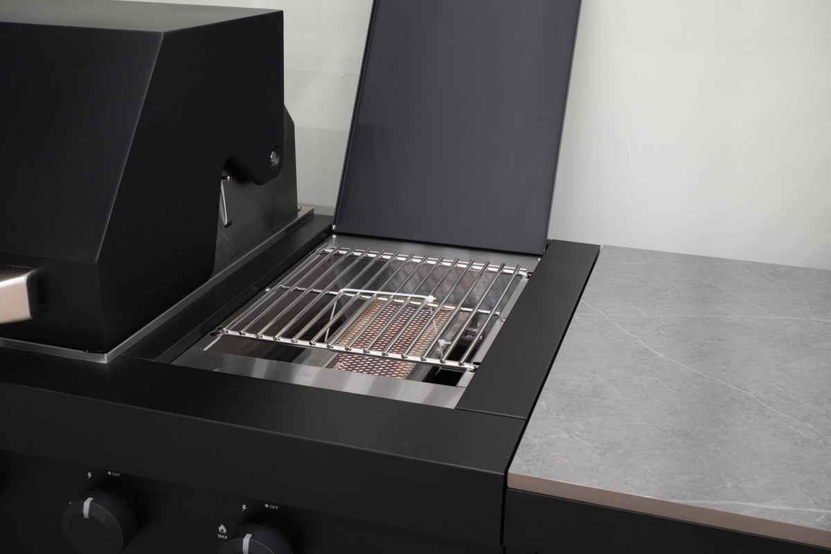 Assado Outdoor Kitchen — side profile