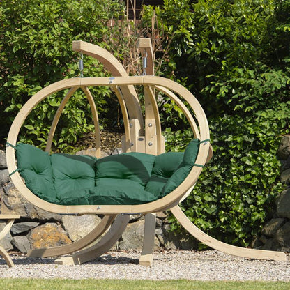 Globo Royal Double Hanging Egg Chair Set — showing texture and finish