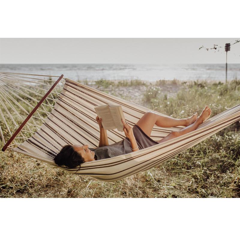 Brasilia Cappuccino Hammock — close-up detail
