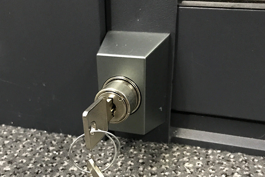 Fiano Anodised Profile Bolt Lock