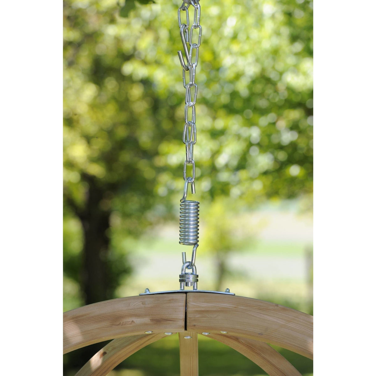 globo single verde hanging egg chair product exterior view — view 3