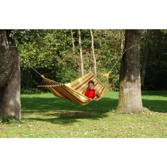 Aruba Vanilla Hammock — in use outdoors