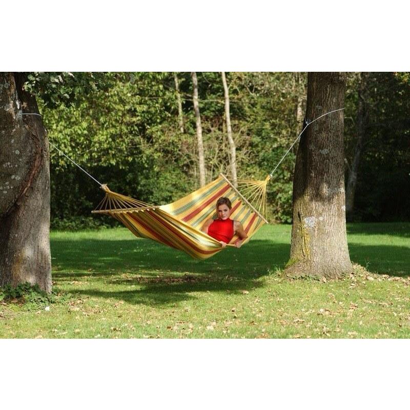Aruba Vanilla Hammock — in use outdoors