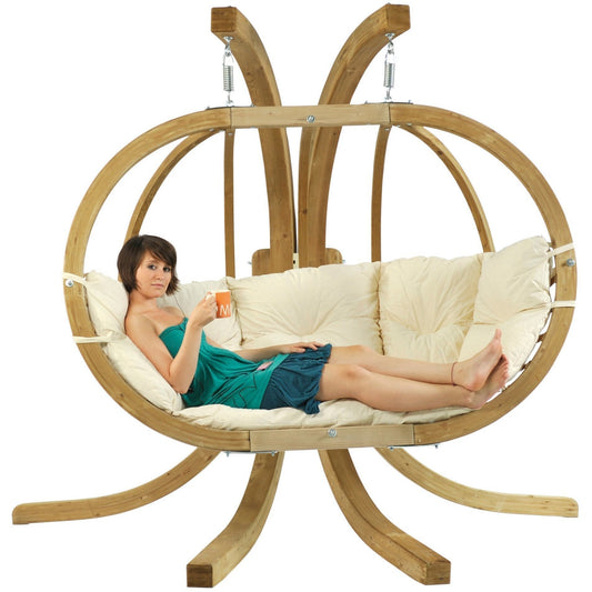 Globo Royal Natura Hanging Egg Chair — in use outdoors