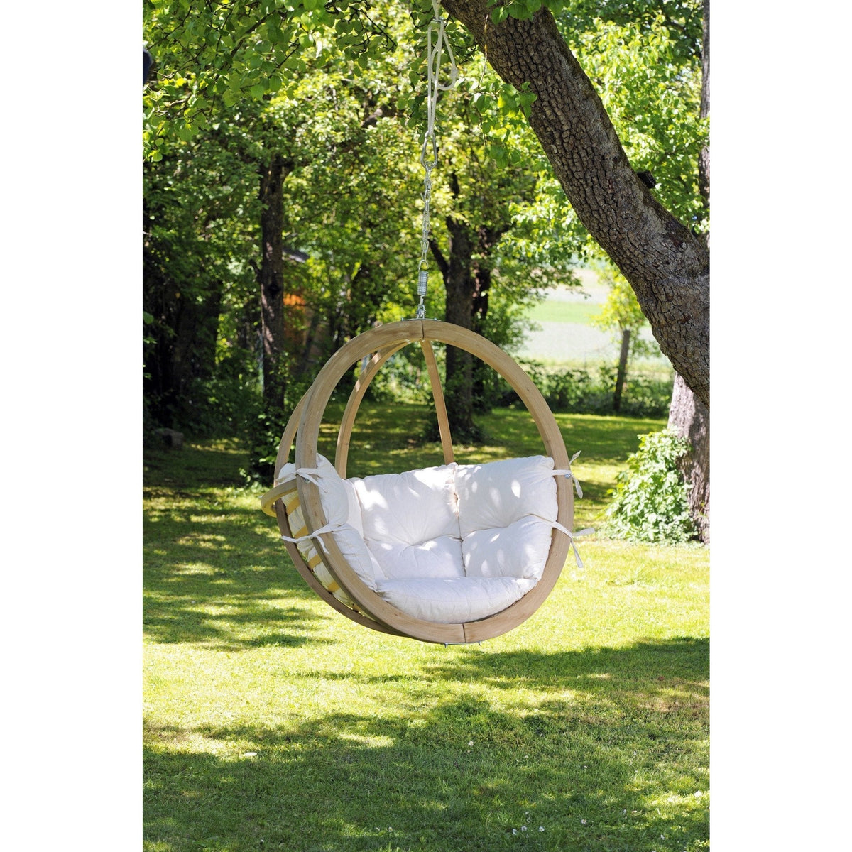 Globo Single Natura Hanging Egg Chair — close-up detail