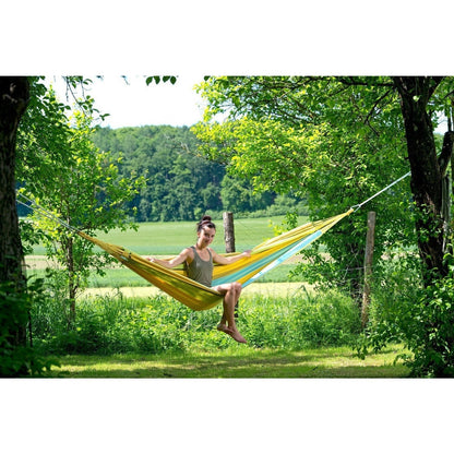 Colombiana Limona Hammock — in use outdoors