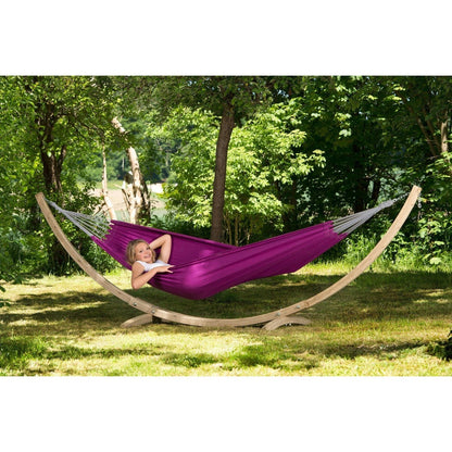 Florida Berry Hammock — in use outdoors