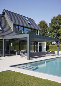 Pinela Glass pergola in anthracite close-up of wide glass panel and post junction