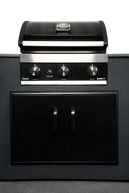 Grillandia Medium Well — styled in a garden setting