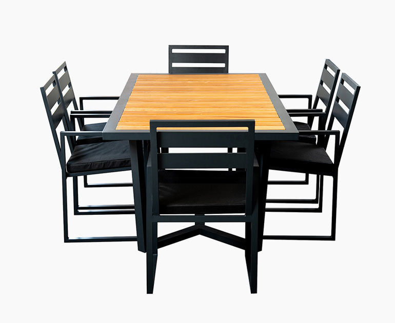 grillandia ribeye outdoor dining table set lifestyle exterior view